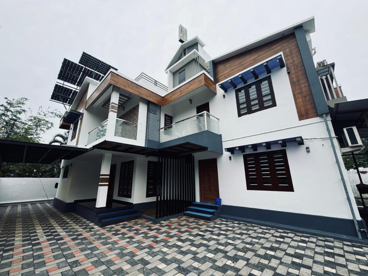 Venice Rosedale Alappuzha Extérieur photo