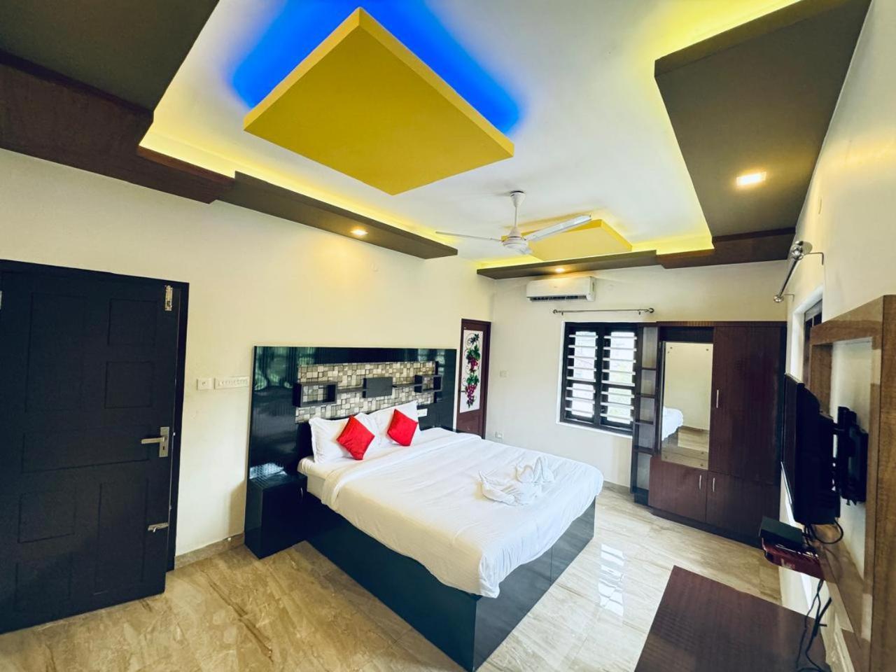 Venice Rosedale Alappuzha Extérieur photo